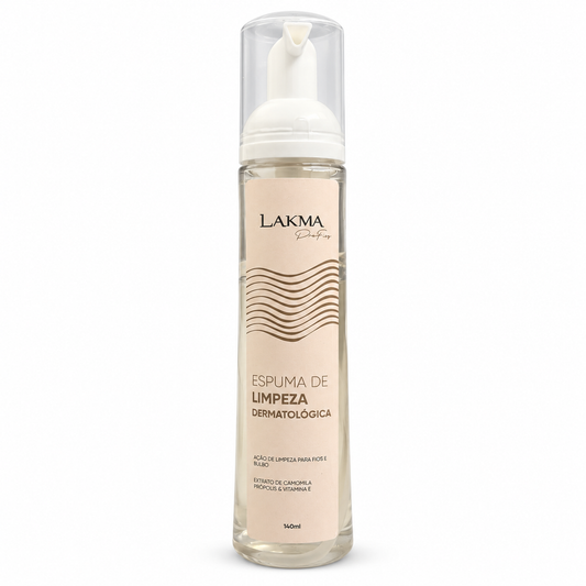 Espuma de limpeza dermatológica